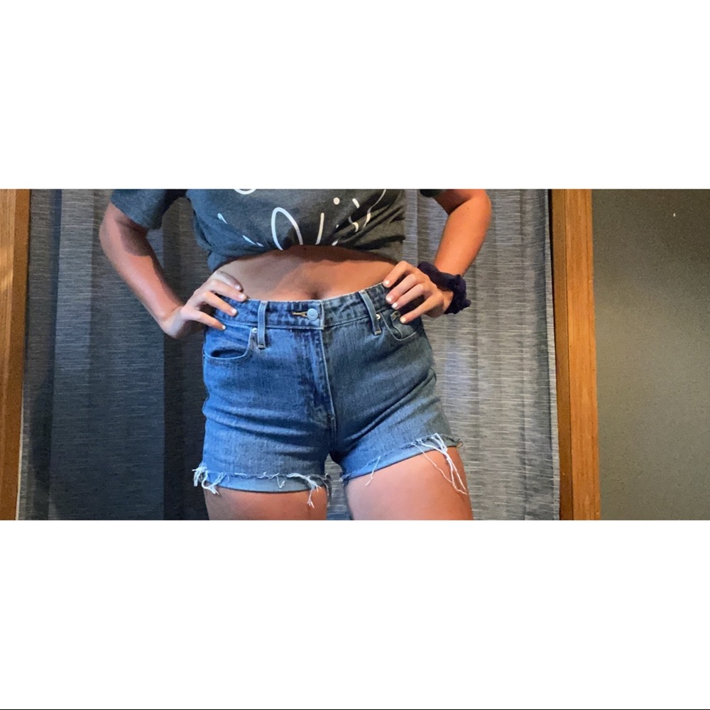 LEVI shorts